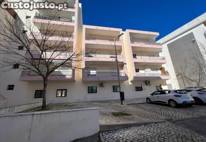 T2 Com Varandas E Garagem Em Loulé