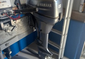 Yamaha 8 hp a 4 Tempos