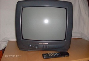 Televisão Grundig P 37