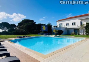 Viver ou investir? 3 apartamentos com piscina na encantadora Vila de Óbidos