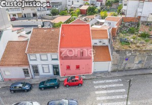 Moradia T3 Com Terraço E Jardim Com Piscina|...