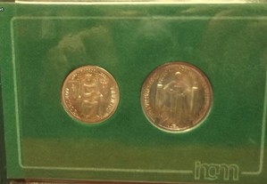 1 Carteira 2 moedas 25 e 100 Escudos 1985