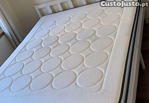Cama de casal com colchão 160x200