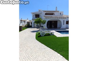 Moradia T4+1 Albufeira