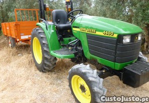 Tractor John Deere 35cv, reboque e alfaias.