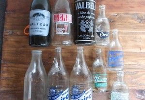 Garrafas antigas pirogravadas agua, vinho, refrigerantes