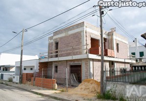 Casa T4 em Amora de 149,00 m²