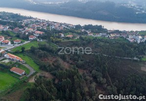 Terreno Com 5.620 M2 Para Construção De...