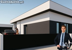 Casa T3 em Gafanha da Encarnação de 524,00 m²