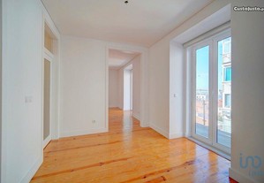 Apartamento T3 em Lisboa de 132,00 m²