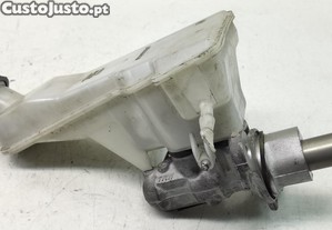 bomba principal travoes Mercedes W176