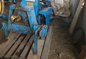 Ensiladeira agrovil 1 linha Ensiladeira máquina de silagem de milho