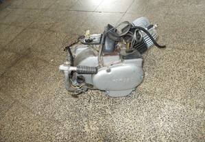 motor marca Yamaha 50