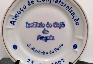 Prato comemorativo em porcelana do Instituto do café
