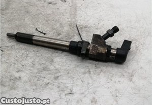 INJECTOR Citroen c4 coupe 2004 9657144580