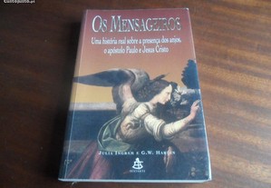 "Os Mensageiros" de Julia Ingram e G. W. Hardin