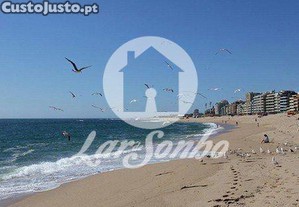 [240-A-21666] Garagem Fechada p/ 3 carros a 800...