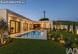 Casa / Villa T3 em Salir de Matos de 190,00 m²