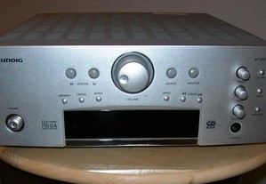 Amplificador GRUNDIG Fine Arts M100-R