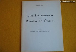 Jóias Pré-Históricas na Região de Évora - 1967