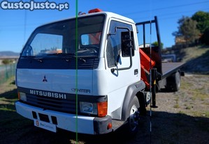 Mitsubishi Canter c/ grua Palfinger