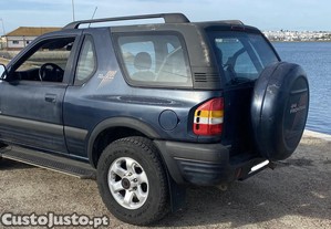 Opel Frontera 2.2 DTI - 00