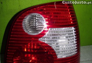 Farolim Trás Direito Volkswagen Polo - 2001 / 2005