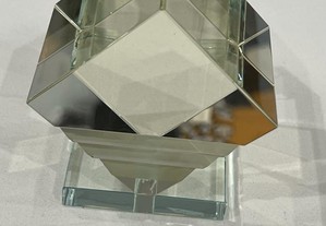 Cubo Pisa Papeis em cristal lapidado Checo