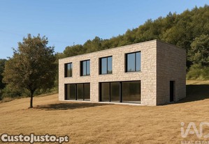 Terreno em Ribeira do Neiva de 290,00 m²