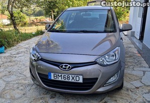 Hyundai i20 85cv - 13
