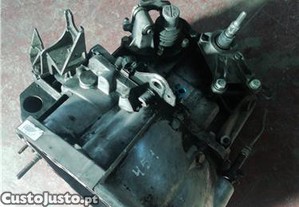 CAIXA VELOCIDADES MANUAL Renault scenic ii 820037082