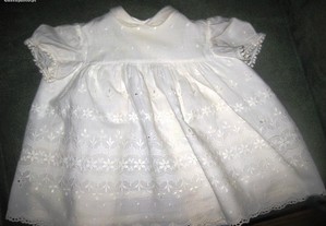 Vestido Bordado de Baptizado Vintage - Feito a Mão