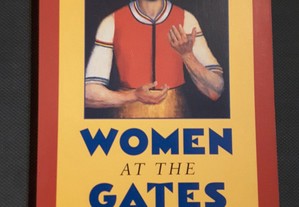 Women at the Gates. Gender and Industry under Stalin´s Russia