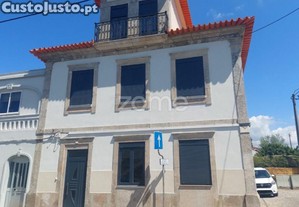 Prédio Para Investimento - 5 Apartamentos |...