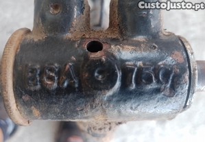 Made in England Old Bike Store Quadro B.S.A antigo de escoras