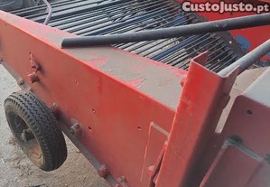 Arrancador de batata de tapete de 2 linhas pijuca