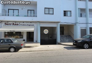 Garagem Fechada com 48 m e Janela   Canhoso, Covilh