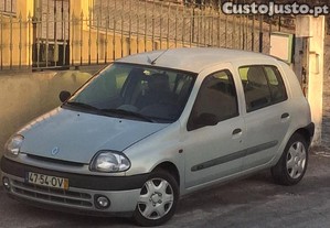 Renault Clio - Clio - 00