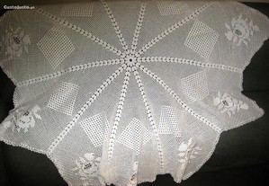 Toalha em Crochet Redonda 1,20