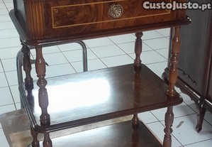 Mesinha de apoio n 1