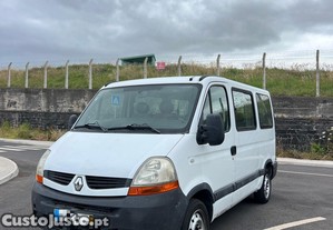 Renault Master 9 lugares