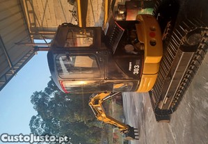 Maquina jiratoria cat 303 