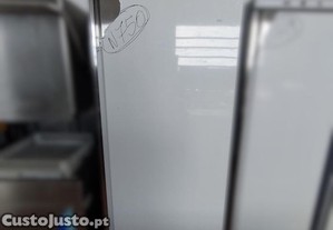 Armrio refrigerado esttico 600L para conservao de congelados (777x695x1895mm)