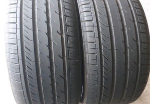 Dois pneus novos 255/35R18 92W Davanti