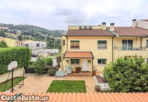 Espetacular Moradia T3 em Fnzeres, Gondomar