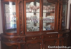 Recheio de Casa Sofa Cristaleira Moveis mesa cozinha