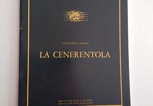 ÓPERA Programa Teatro Nacional São Carlos 1985 «La Cenerentola» Rossini