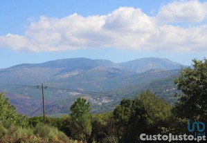 Terreno para construo em Lagos Da Beira E Lajeosa de 8288,00 m