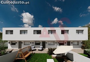 Moradia T3 Em Banda Em Construo - Ordem, Lousada