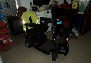 Scooter Elétrica Mobilidade Reduzida